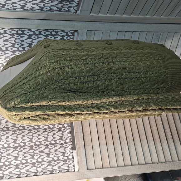 NWOT Belle by Kim Gravel Sage/Olive Cable Knit Cardigan Hip-Length - Picture 5 of 11